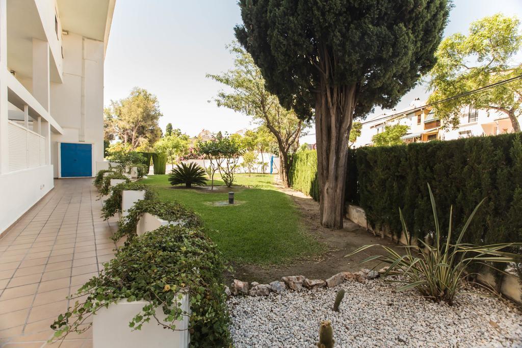 Deluxe Sea View Apartments Торремолинос Экстерьер фото