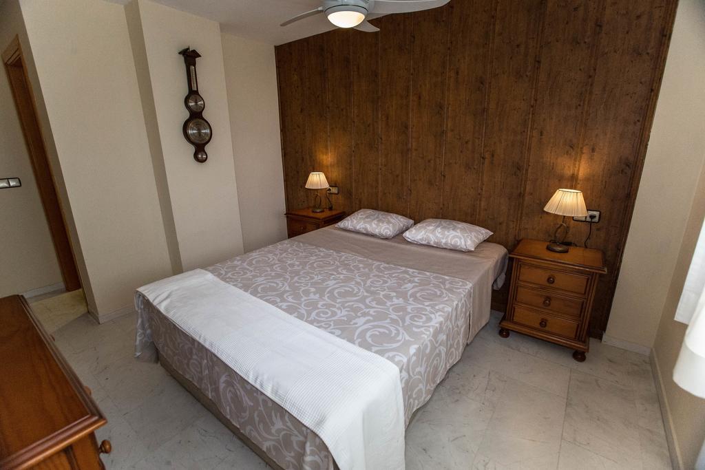 Deluxe Sea View Apartments Торремолинос Экстерьер фото